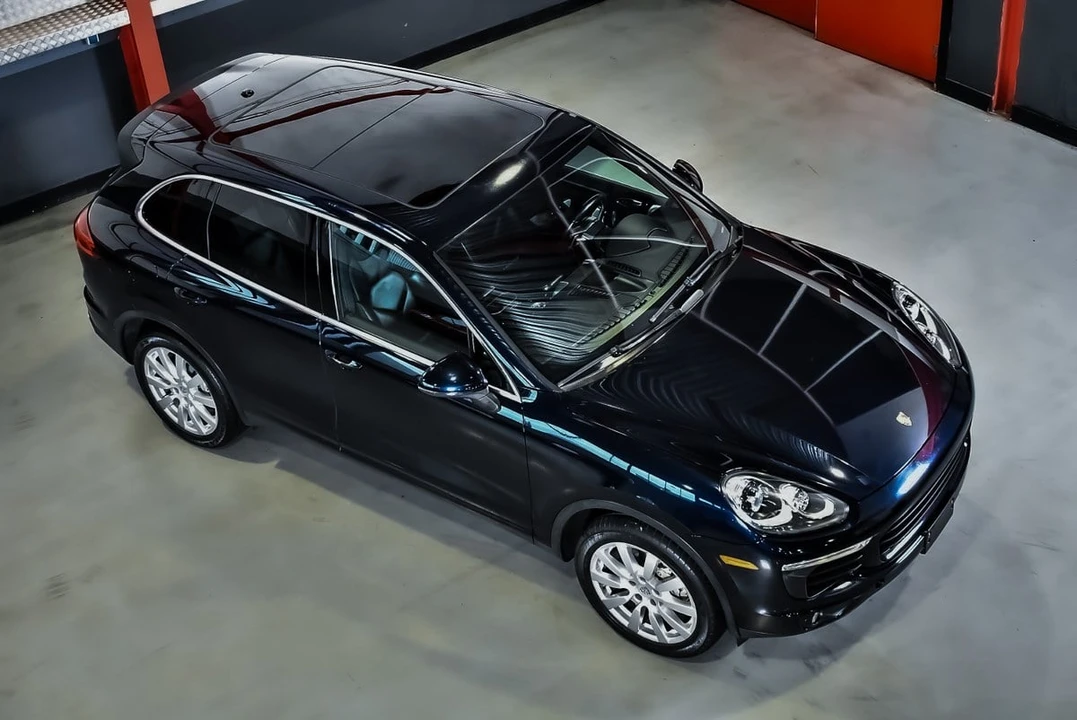 2015 Porsche 958 Cayenne S - Image 16 of 31