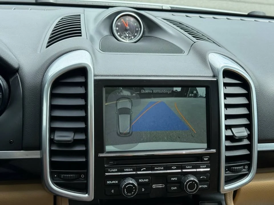 2015 Porsche 958 Cayenne S - Image 14 of 20