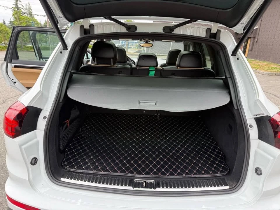 2015 Porsche 958 Cayenne S - Image 9 of 20