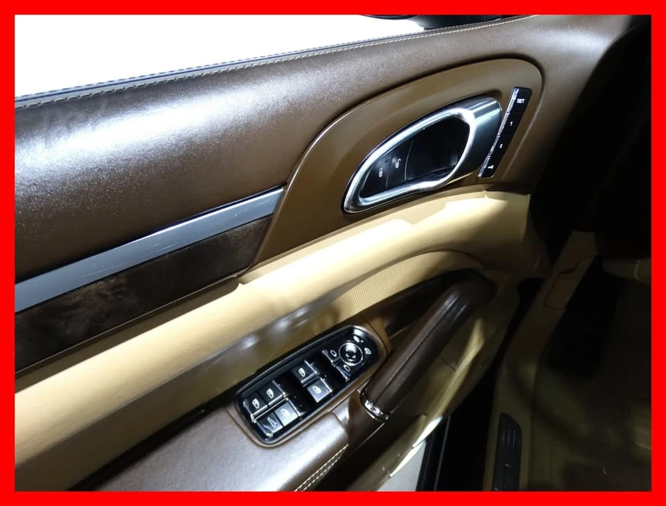 2015 Porsche 958 Cayenne S - Image 13 of 18