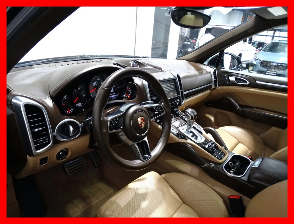 2015 Porsche 958 Cayenne S - Image 9 of 18