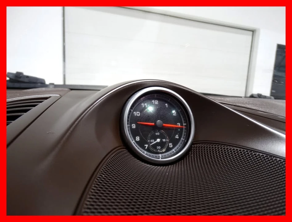 2015 Porsche 958 Cayenne S - Image 16 of 18