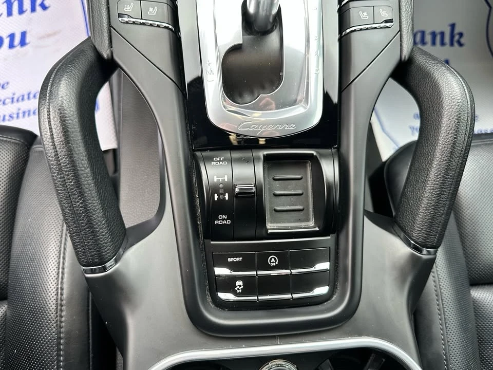 2015 Porsche 958 Cayenne S - Image 13 of 18