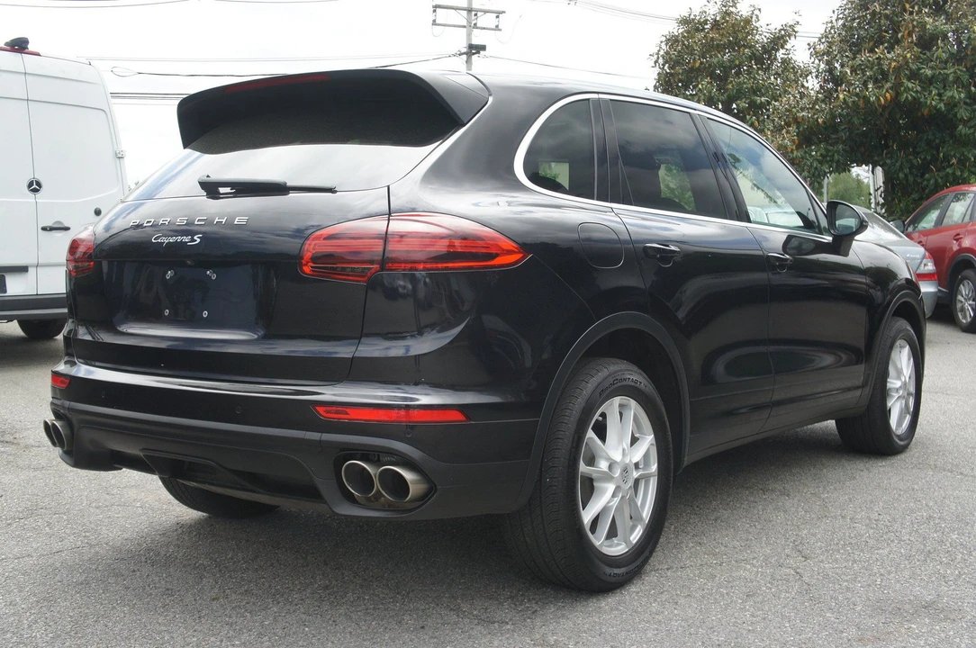 2015 Porsche 958 Cayenne S - Image 3 of 26