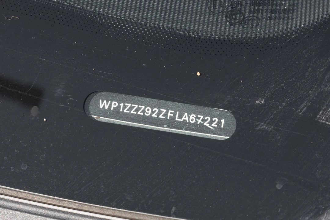 2015 Porsche 958 Cayenne Diesel - Image 20 of 21