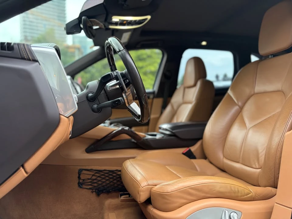 2015 Porsche Cayenne - Image 13 of 15