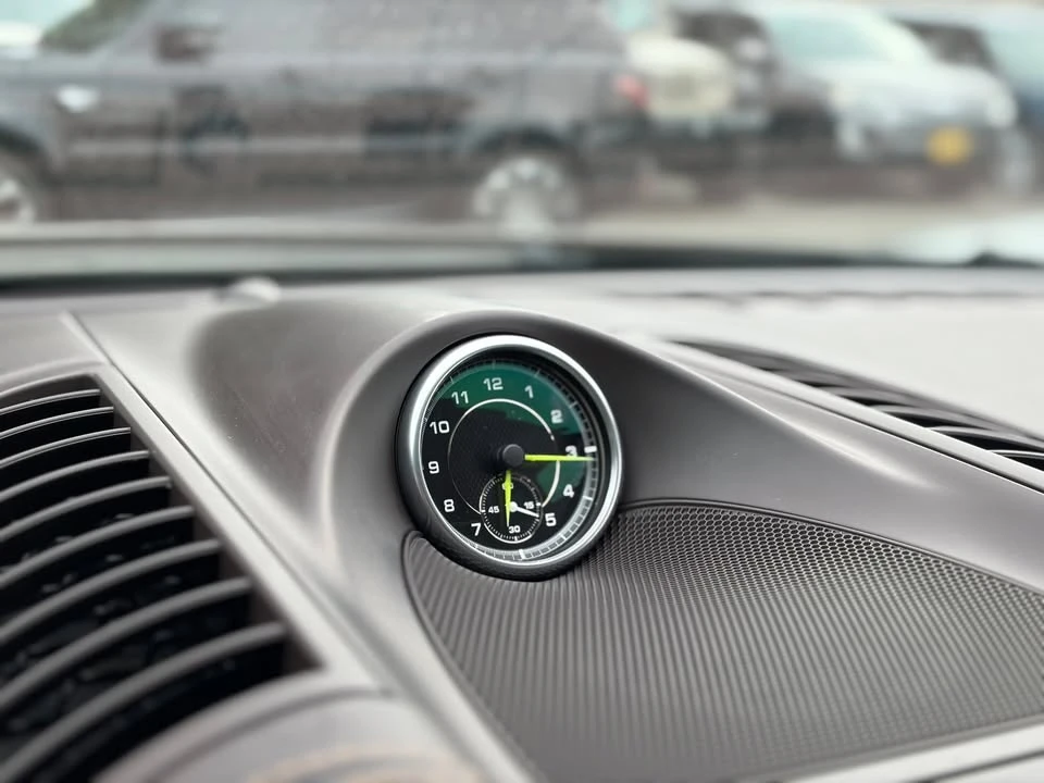 2015 Porsche Cayenne - Image 11 of 15