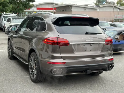 2015 Porsche Cayenne - Image 3 of 15