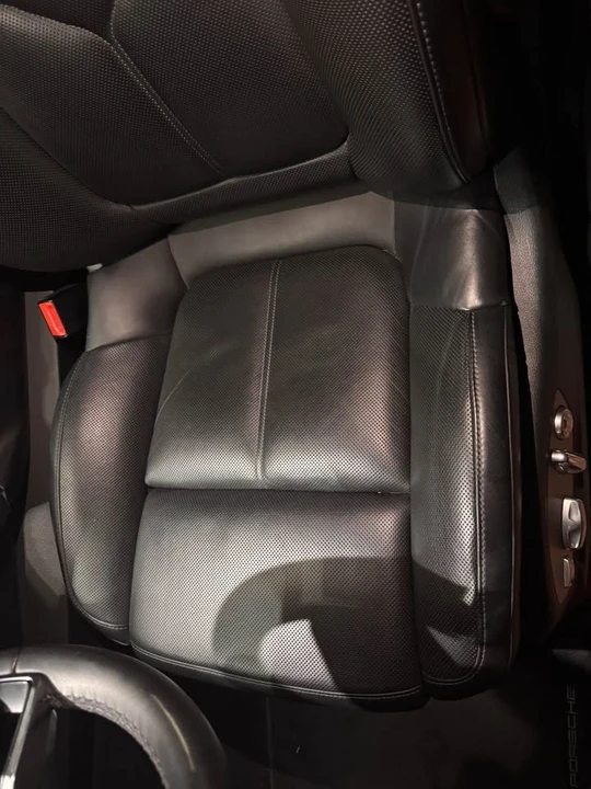 2015 Porsche 958 Cayenne S - Image 17 of 20