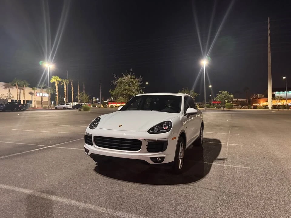 2015 Porsche 958 Cayenne S - Image 2 of 20