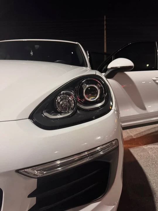 2015 Porsche 958 Cayenne S - Image 12 of 20