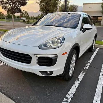 2015 Porsche Cayenne S E-Hybrid Sport Utility 4D