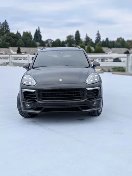 2015 Porsche Cayenne S E-Hybrid Sport Utility 4D