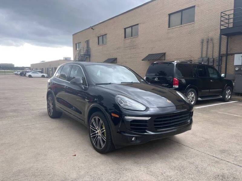 2015 Porsche 958 Cayenne - Image 5 of 24