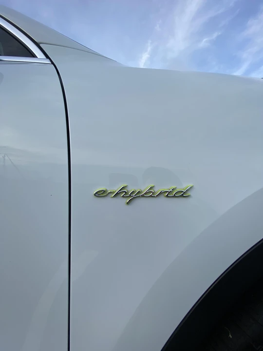 2015 Porsche 958 Cayenne S - Image 21 of 31