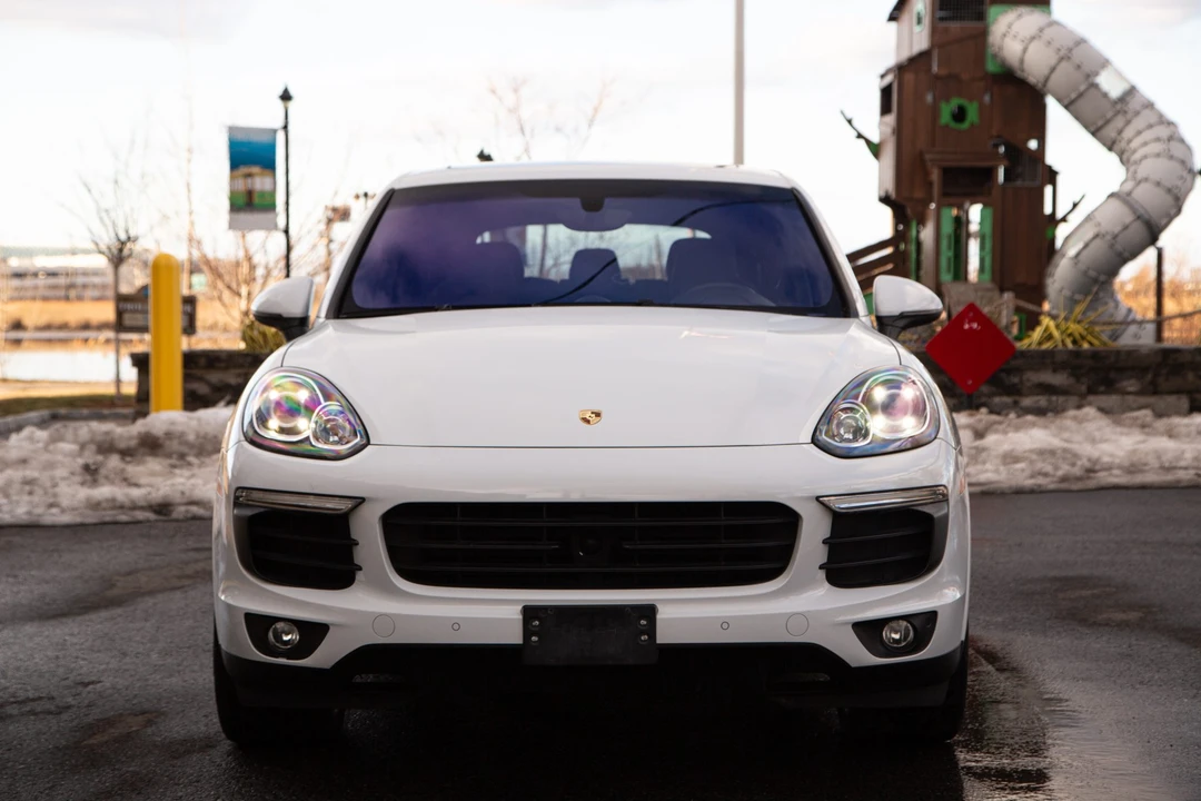 2015 Porsche 958 Cayenne S - Image 9 of 31