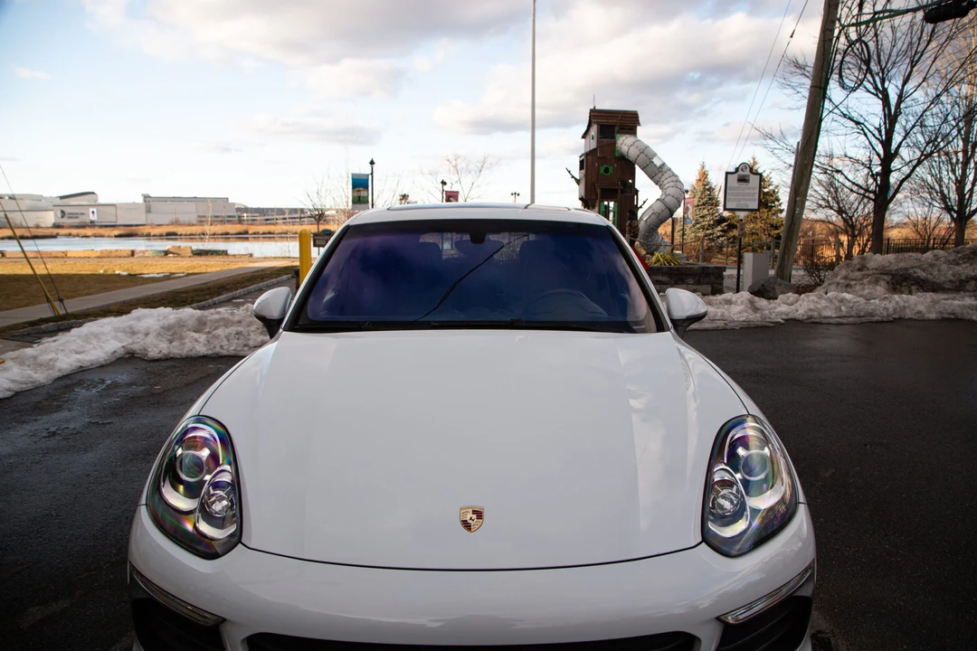 2015 Porsche 958 Cayenne S - Image 7 of 31