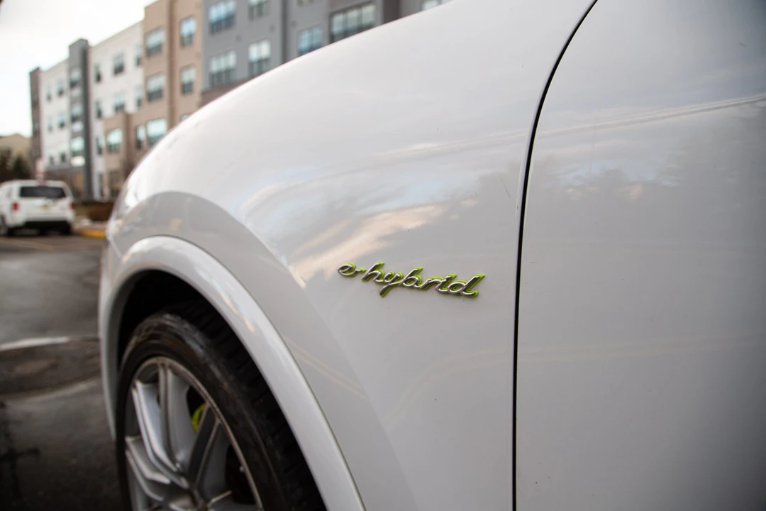 2015 Porsche 958 Cayenne S - Image 25 of 31
