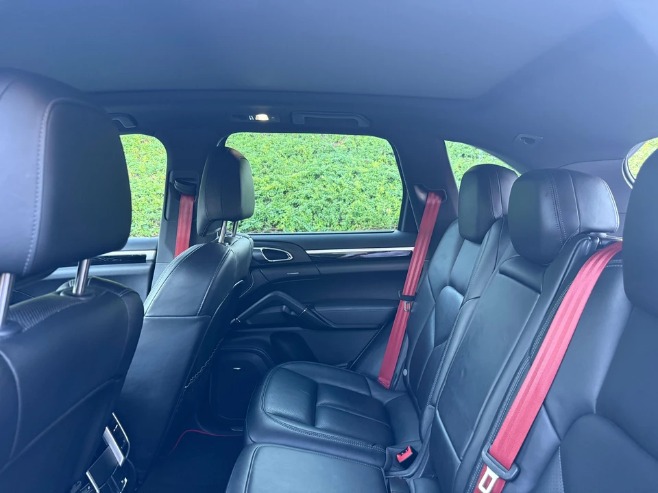 2015 Porsche 958 Cayenne S - Image 28 of 31