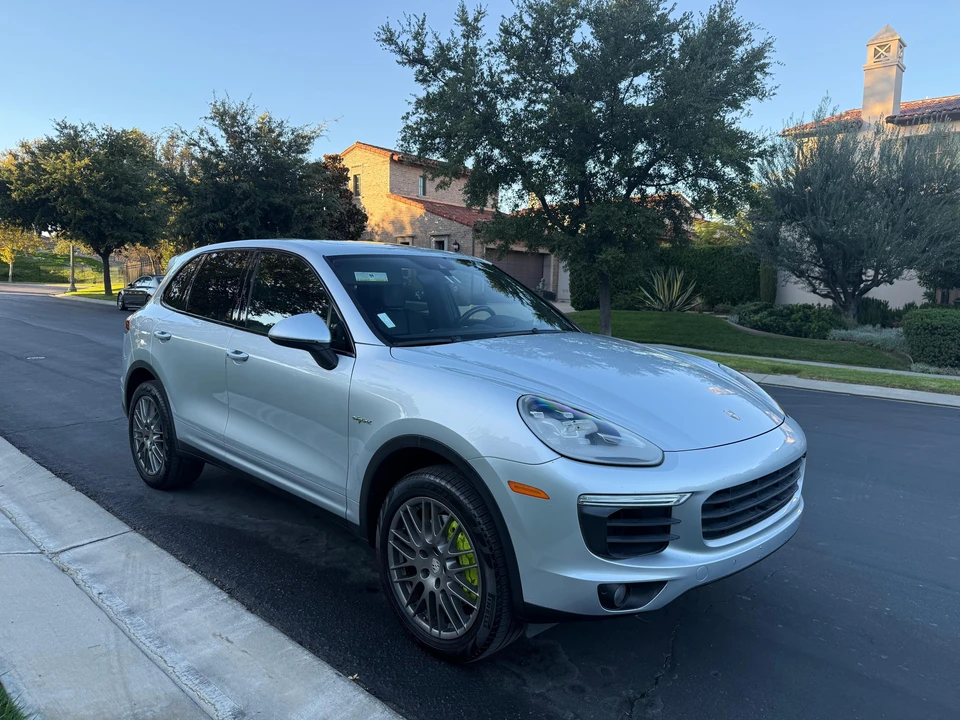 2015 Porsche 958 Cayenne S - Image 7 of 31