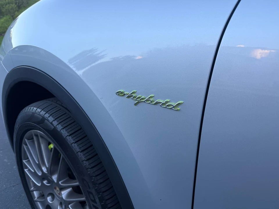 2015 Porsche 958 Cayenne S - Image 15 of 31