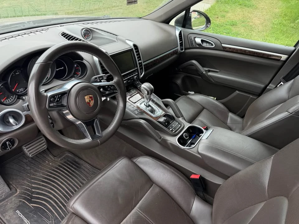 2015 Porsche 958 Cayenne S - Image 5 of 8