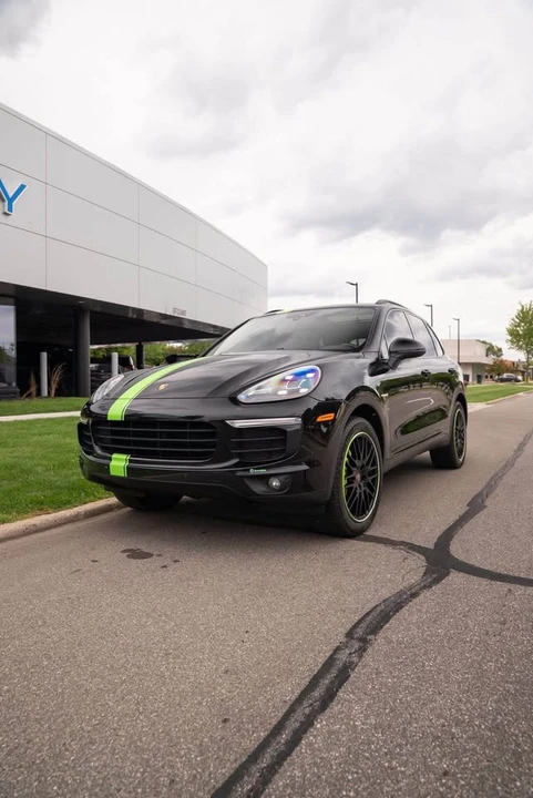 2015 Porsche 958 Cayenne S - Image 8 of 20