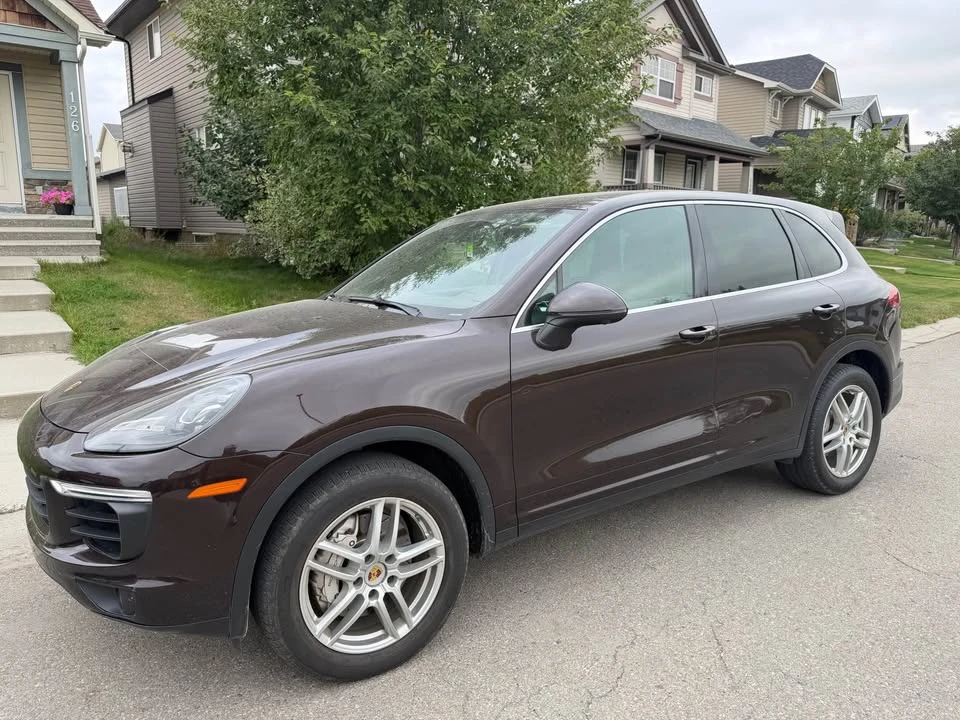2015 Porsche 958 Cayenne S - Image 3 of 8