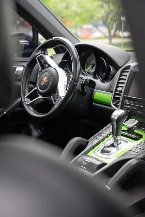 2015 Porsche 958 Cayenne S - Image 14 of 20