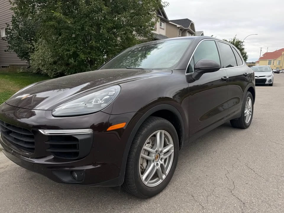 2015 Porsche 958 Cayenne S - Image 3 of 8