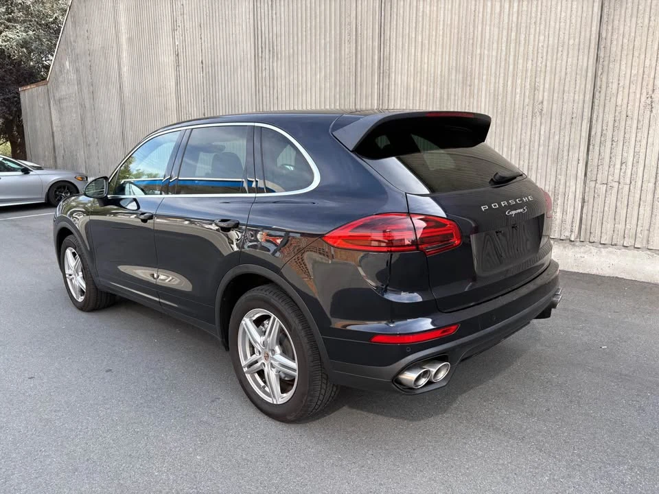 2015 Porsche 958 Cayenne S - Image 5 of 13