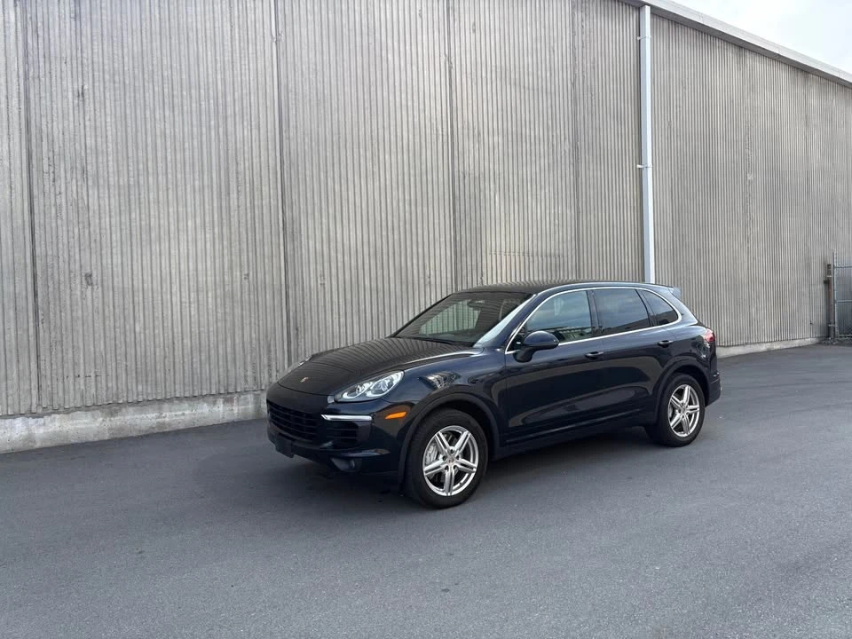 2015 Porsche 958 Cayenne S - Image 2 of 13