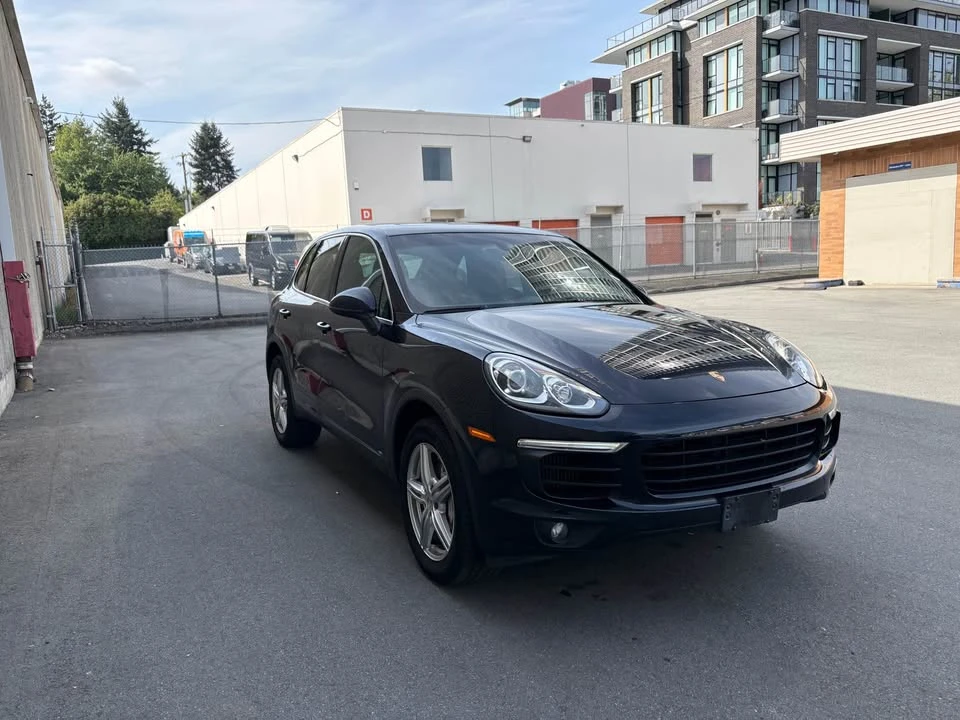 2015 Porsche 958 Cayenne S - Image 4 of 13