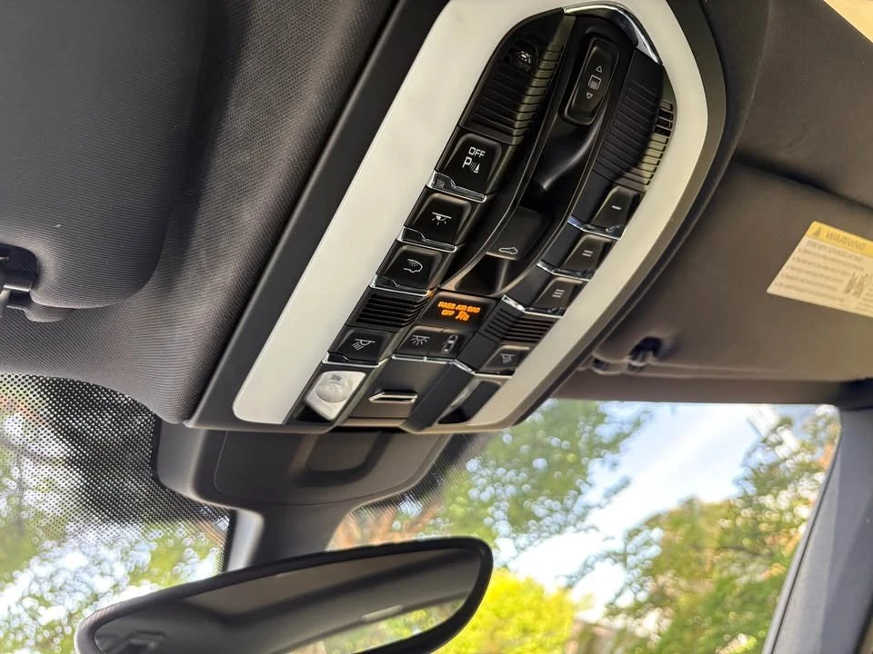 2015 Porsche 958 Cayenne S - Image 9 of 13