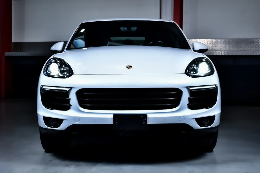 2015 Porsche 958 Cayenne S - Image 4 of 31