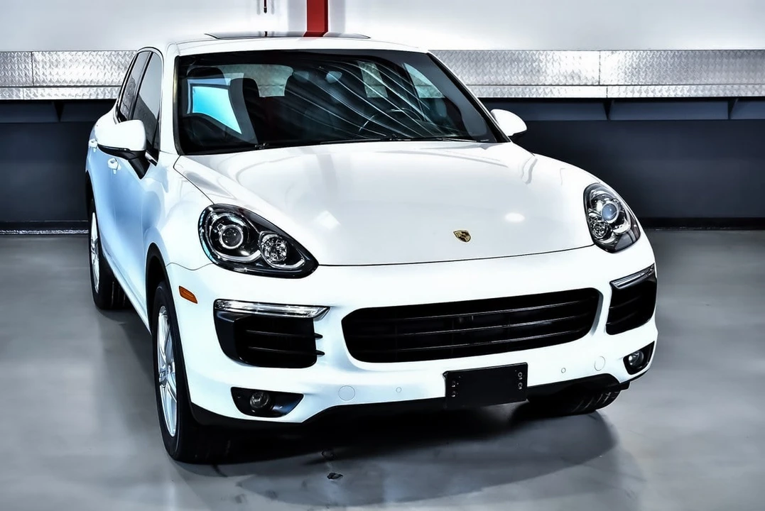 2015 Porsche 958 Cayenne S - Image 6 of 31