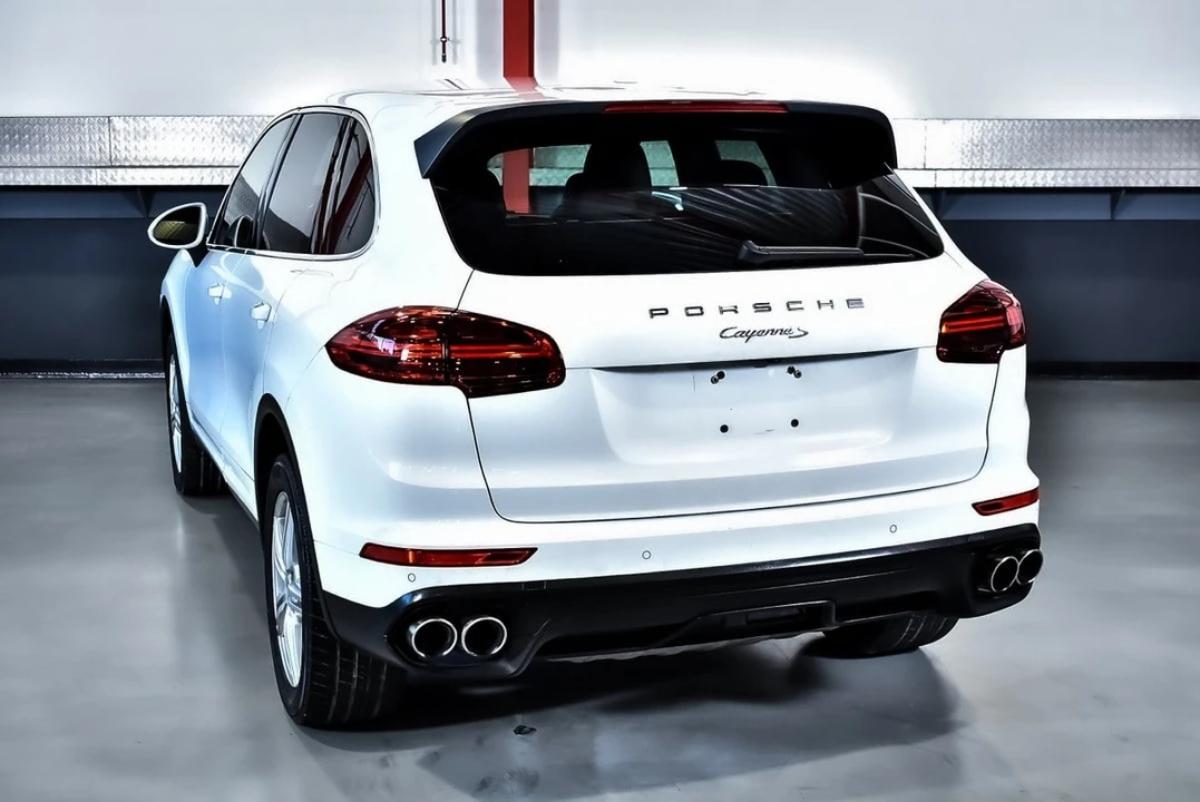 2015 Porsche 958 Cayenne S - Image 20 of 31
