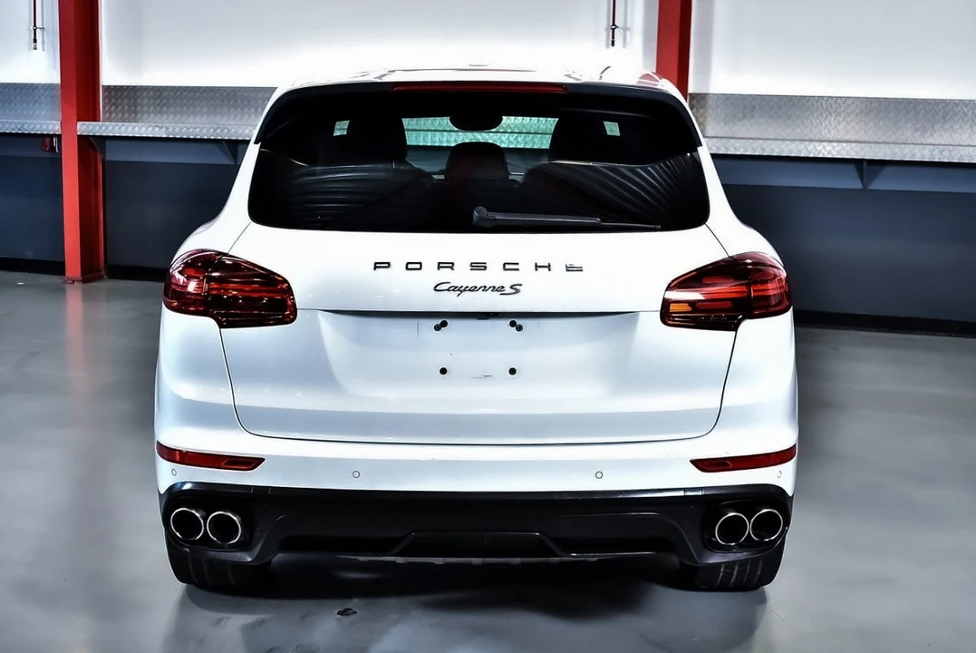 2015 Porsche 958 Cayenne S - Image 19 of 31