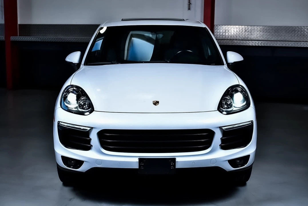 2015 Porsche 958 Cayenne S - Image 3 of 31