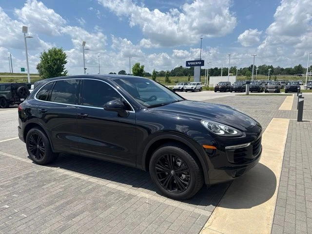 2015 Porsche 958 Cayenne S - Image 8 of 14