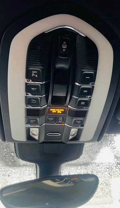2015 Porsche 958 Cayenne S - Image 12 of 12