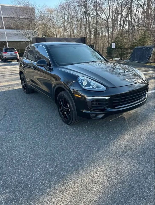 2015 Porsche 958 Cayenne S - Image 3 of 12