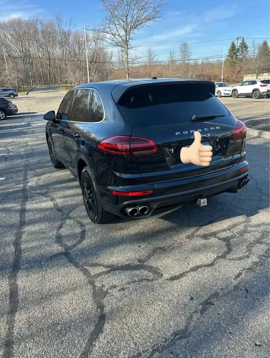 2015 Porsche 958 Cayenne S - Image 5 of 12
