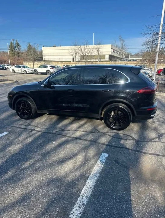 2015 Porsche 958 Cayenne S - Image 6 of 12