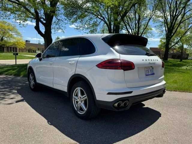 2015 Porsche 958 Cayenne S - Image 7 of 21