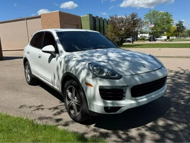2015 Porsche 958 Cayenne S - Image 3 of 21