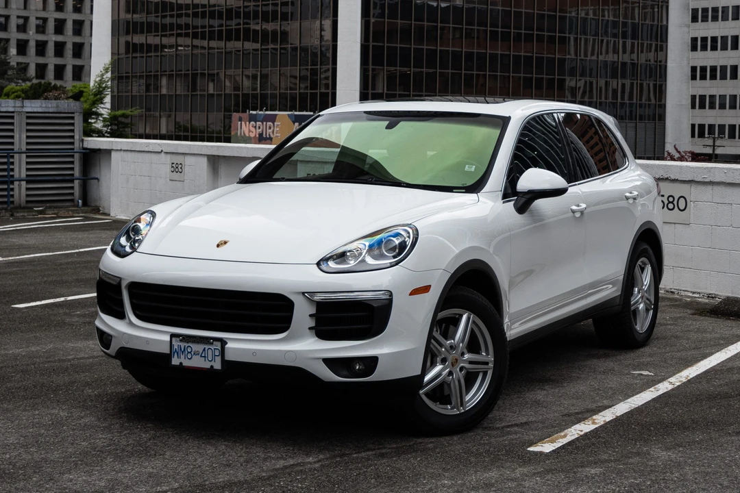 2015 Porsche 958 Cayenne S - Image 6 of 31