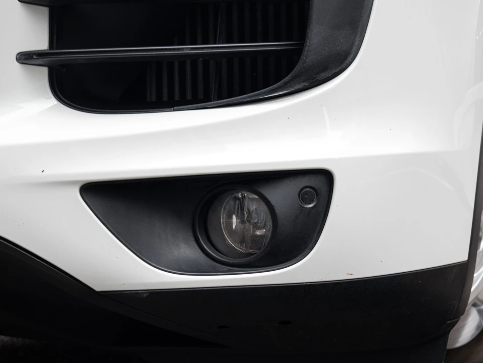 2015 Porsche 958 Cayenne S - Image 29 of 31