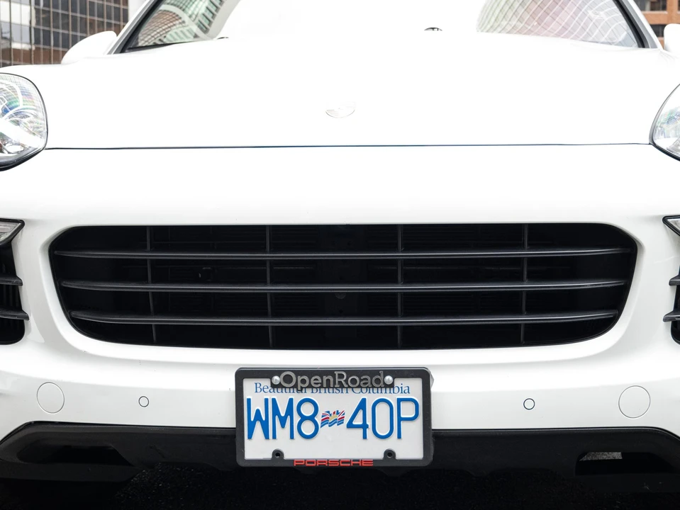 2015 Porsche 958 Cayenne S - Image 22 of 31