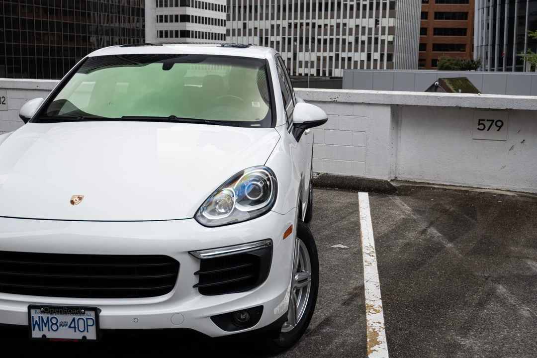 2015 Porsche 958 Cayenne S - Image 21 of 31
